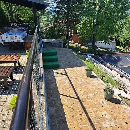 Teja *